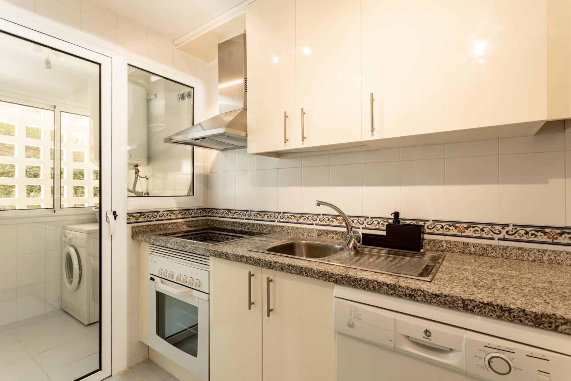 Duquesa Village Property 마닐바 외부 사진